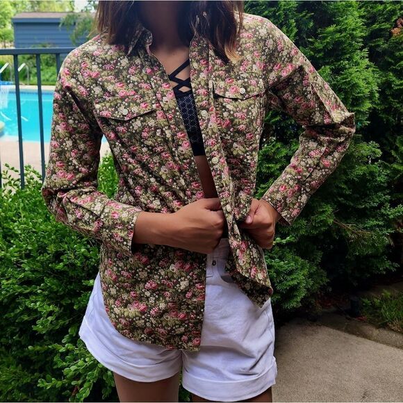 Jones New York Sport Floral button down - Picture 7 of 8